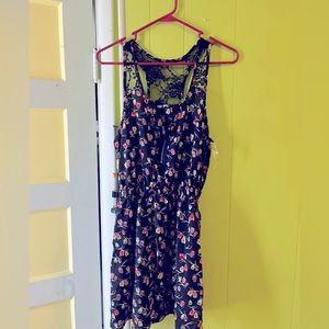 S/m multicolored owl hot topic black baby doll dress. Y lace back. Zip up back